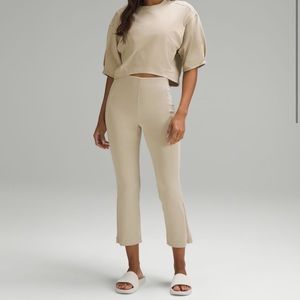 Lululemon Ribbed Softstreme Zip-leg HR Cropped Pant 25”